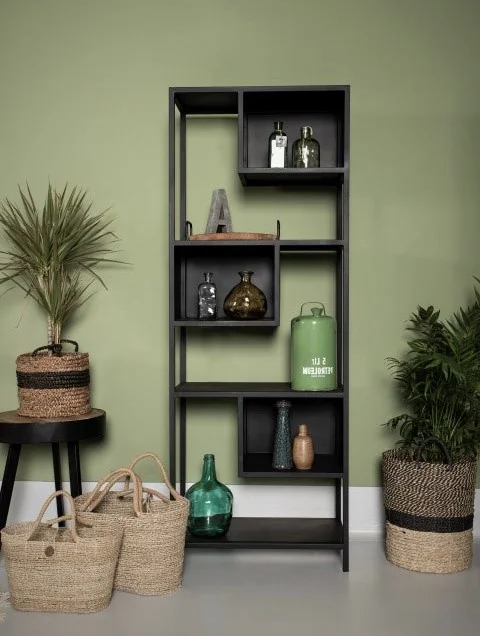 vertical storage to Furnish a small house